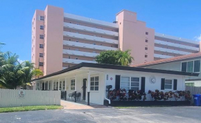 Unit 4, 3220 NE 15th St.